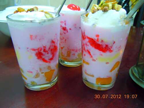 Gadbad (Ice cream dessert)
