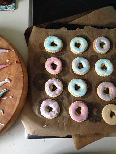 Homemade Party Rings (Iced Ring Biscuits)