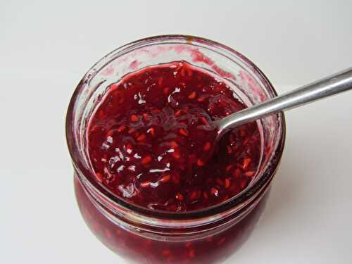 Speedy Homemade Raspberry jam