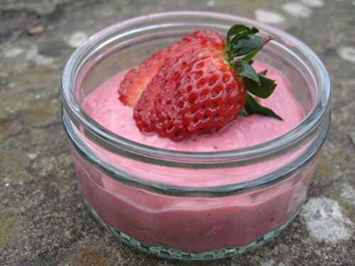 Very Berry Strawberry Mousse