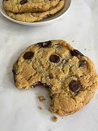 New York Style Perfect Choc Chip Cookies
