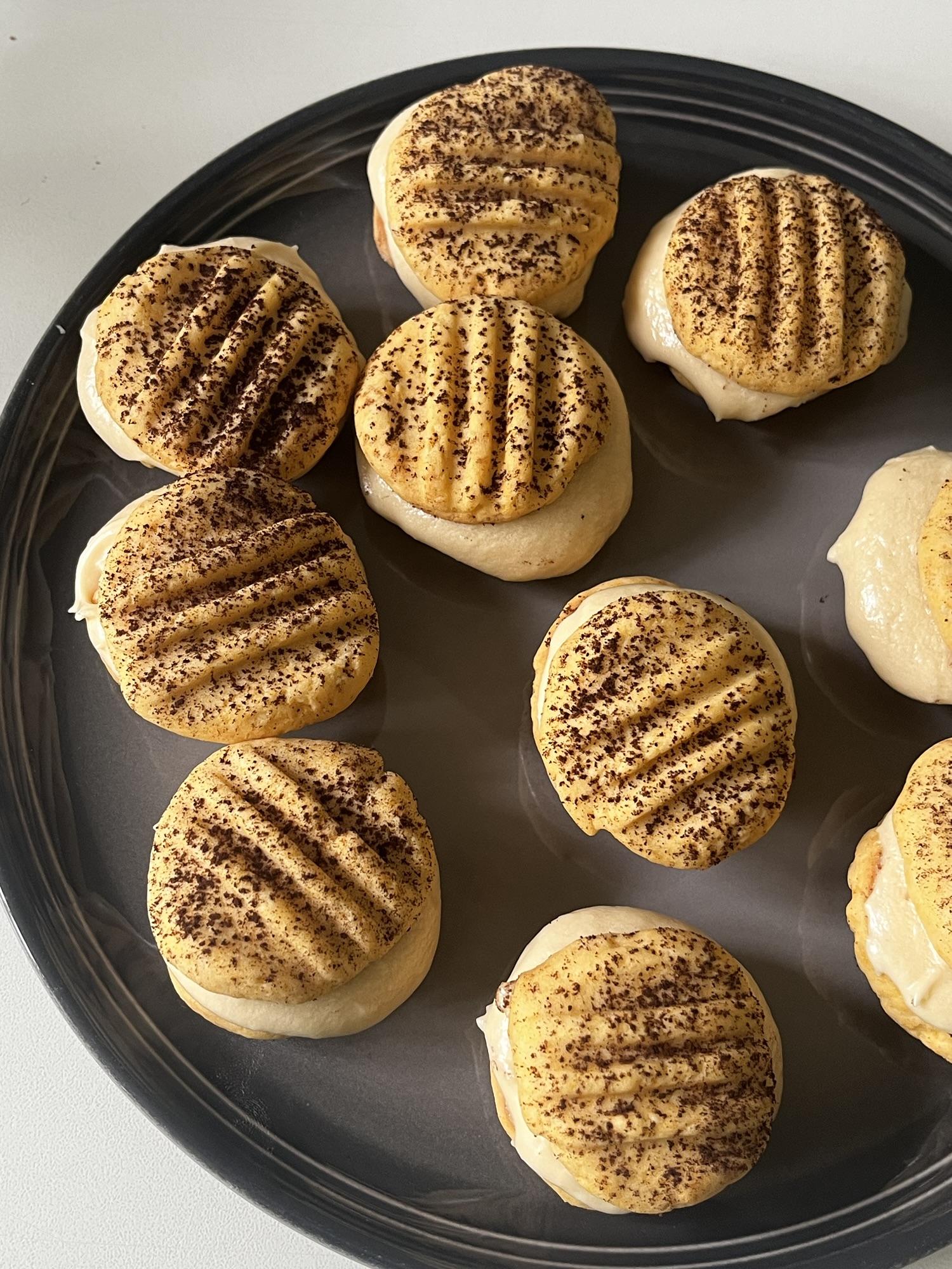 Tiramisu Yo-Yo Cookies