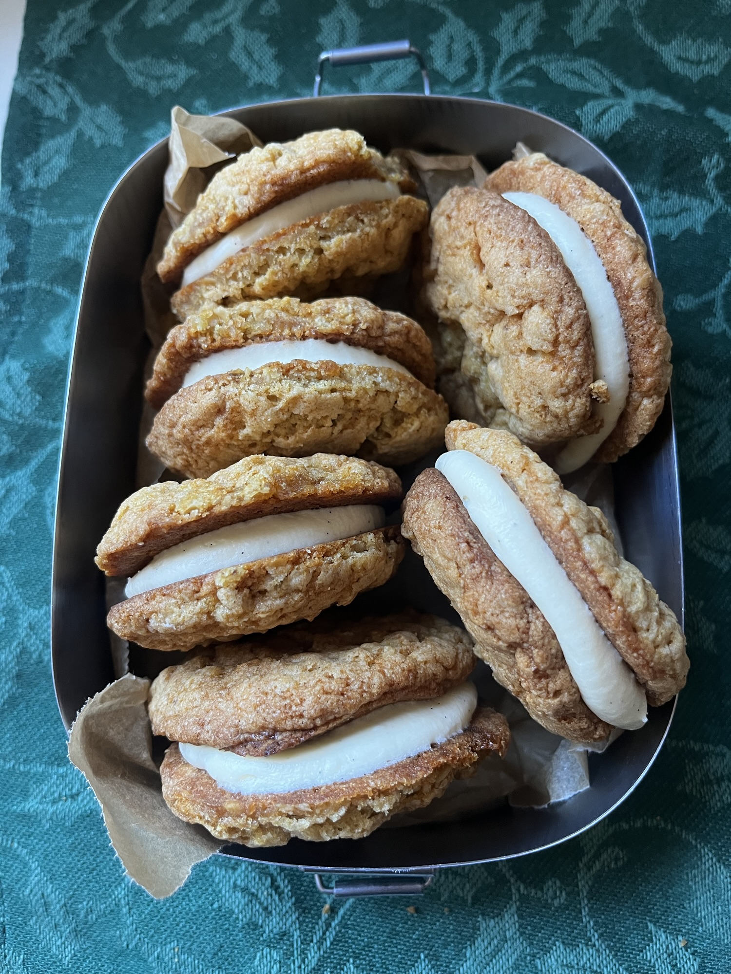 Golden Crunch Creams