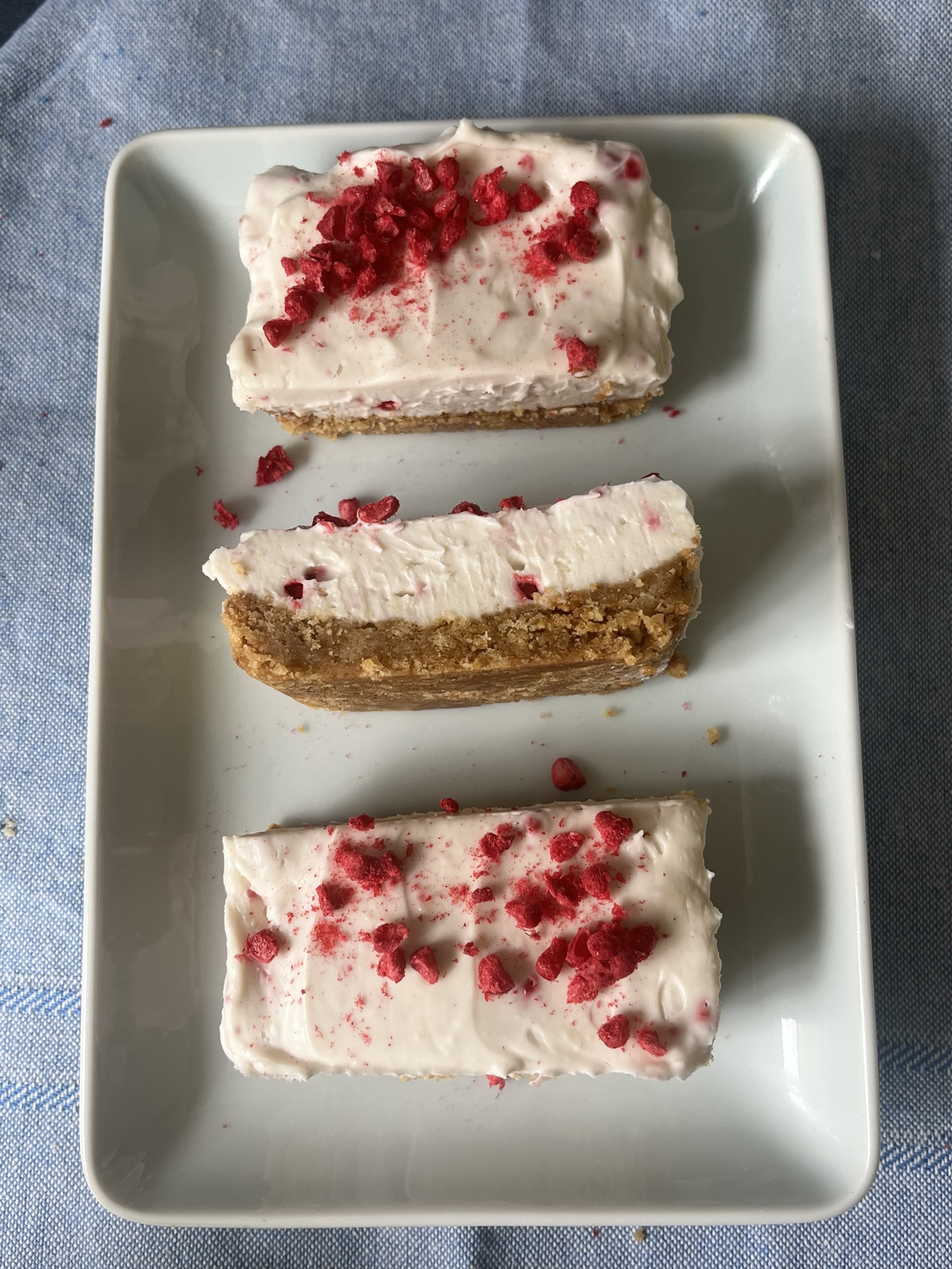 White Chocolate Cheesecake Bars