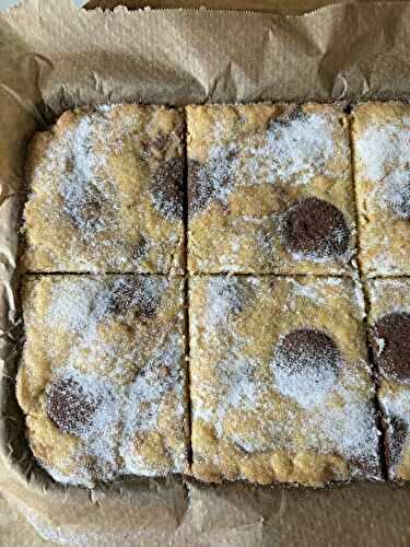 Chocolate Button Shortbread Squares - my dairy-free version of the M&S Icon