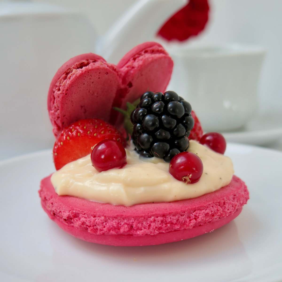 How to Make Macaron Hearts - Think 'V' for Valentine