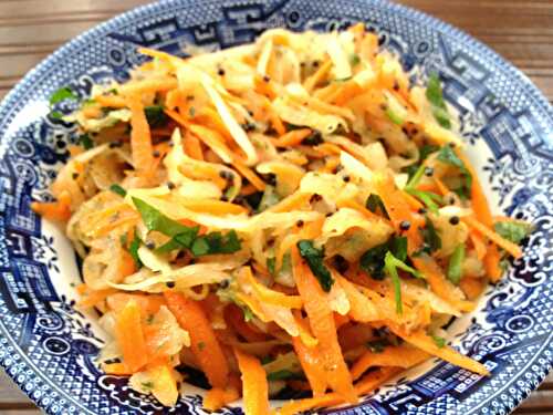 Spicy Carrot and Green Apple Salad