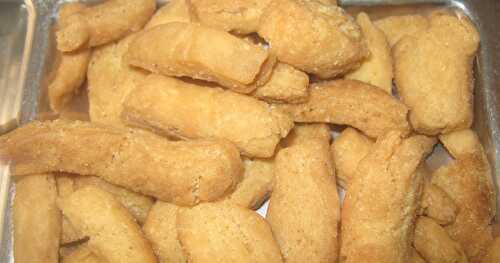 Bombay Lakdi - Sweet Maida Biscuit - Kalakala - Festival Recipe - Kids Recipes