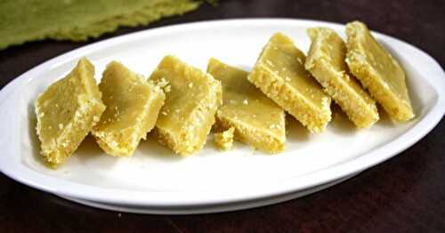Cashewnut Halwa / Cashew Burfi / Kaju Burfi - Easy to make Diwali Sweet Recipes