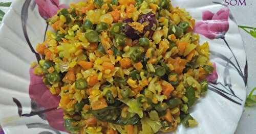 Madurai Tri Colour Poriyal Recipe | Carrot Cabbage Beans Poriyal | Mixed Veg National Poriyal