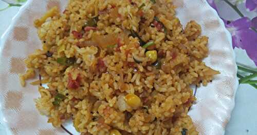 Madurai Vengaya Sadam | Onion Rice for Lunchbox