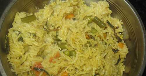 Tamilnadu Special Vegetable Brinji Recipe - Coconut Milk Vegetable biryani - Thengai Pal Brinji sadam - Brinji Kurma Recipe