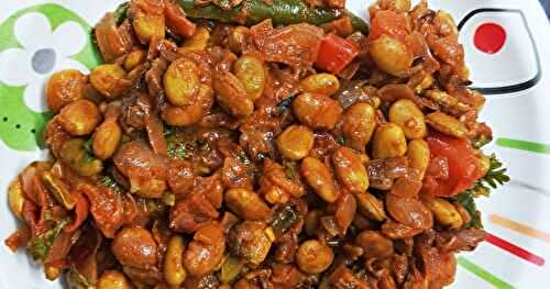 Traditional Pachai Mochai Masala Recipe | South Indian Field Beans Curry | Easy Homemade Mochai Gravy