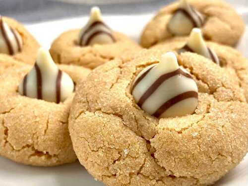 Soft Peanut Butter Blossom Cookies