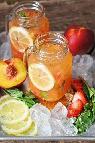 Strawberry Peach Lemonade Mojito - Margarita's On The Rocks