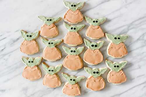 Baby Yoda cookies – Marshmallows & Margaritas