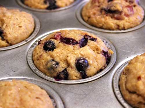 Cherry-blueberry muffins – Marshmallows & Margaritas