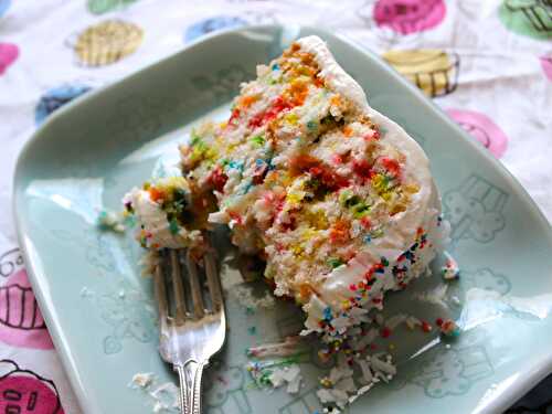 Coconut rainbow sprinkle cake – Marshmallows & Margaritas