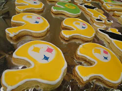More Super Bowl cookies – Marshmallows & Margaritas