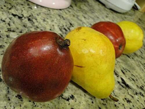 Pear crisp – Marshmallows & Margaritas