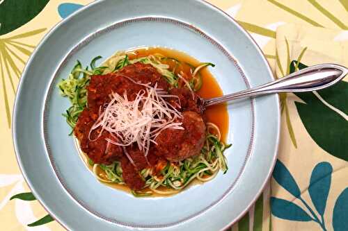 Zucchini noodles with turkey meatballs – Marshmallows & Margaritas