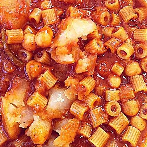 LIBYAN PASTA WITH GARBANZO BEANS & POTATOES IN A SPICY TOMATO SAUCE (MBAKBAKA)