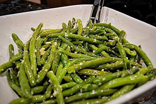 TAIWANESE GREEN BEANS WITH GARLIC