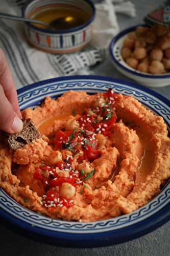 Roasted Red Pepper Hummus Recipe