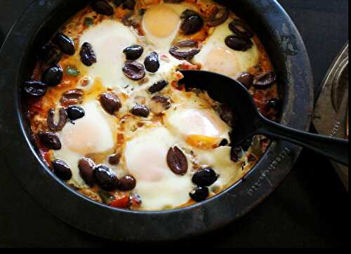 Baked Eggs & Tomatoes