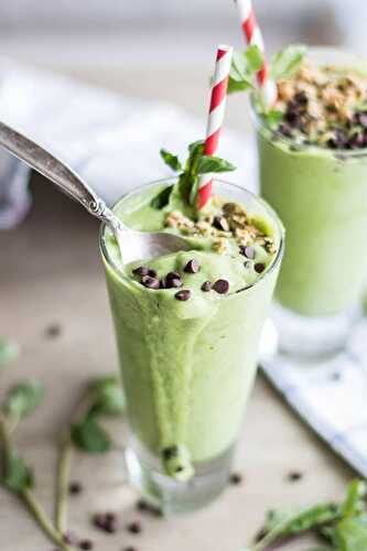 Chocolate Chip Mint Smoothie