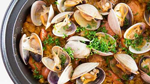 Clams and Chicken Paella