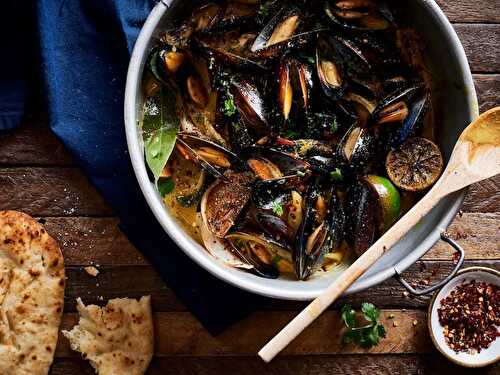 Coconut & Curry Mussels