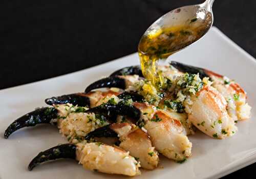 Crab Claws in Garlic Butter