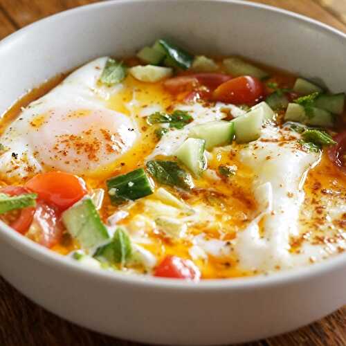 Eggs with Garlic Yoghurt