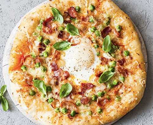 Eggy Bacon Breakfast Pizza