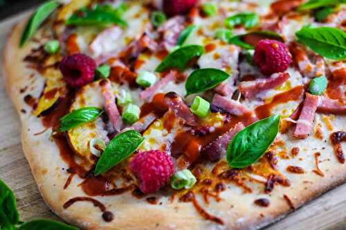Fruit & Ham Pizza