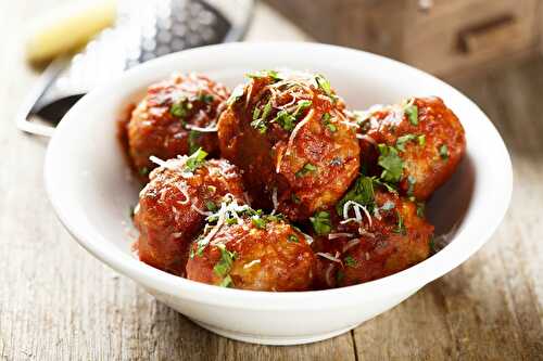 Meatballs In Spicy Tomato Sauce