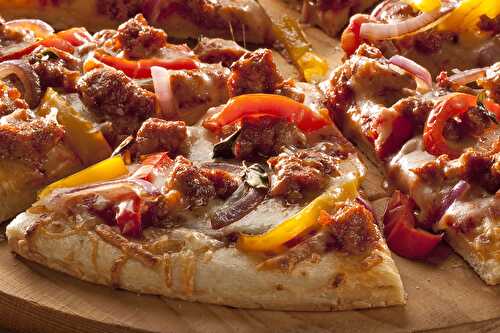 Pizza With Sausage & Peppers