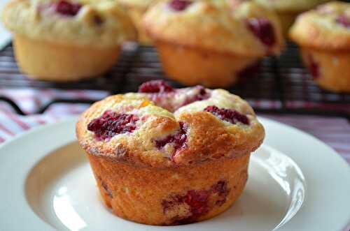 Raspberry & Lemon Curd Muffins
