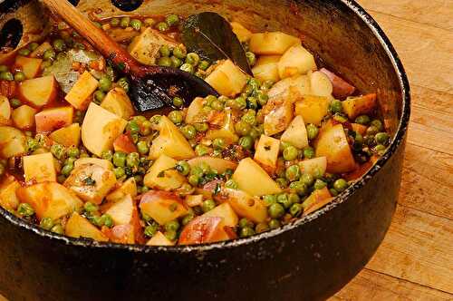 Red Curry Potatoes & Peas
