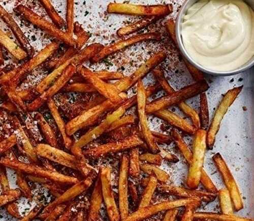 Spicy Chips With Garlic Mayonnaise