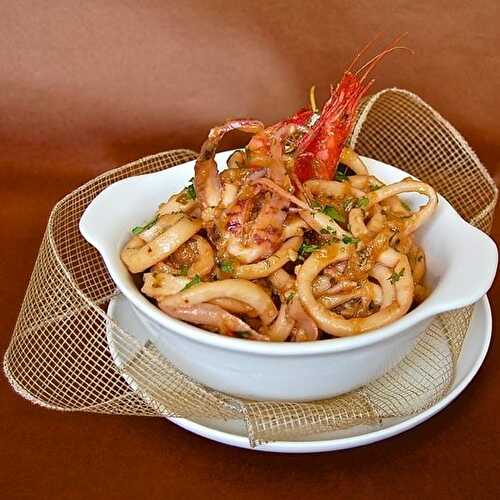 Squid with Onions & Nuts Sauce