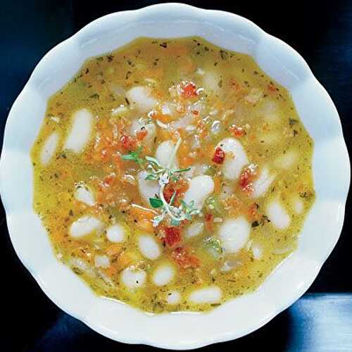 White Bean Soup with Bacon & Herbs