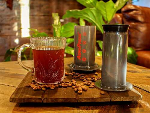 The AeroPress Coffee Maker Guide – MK Library