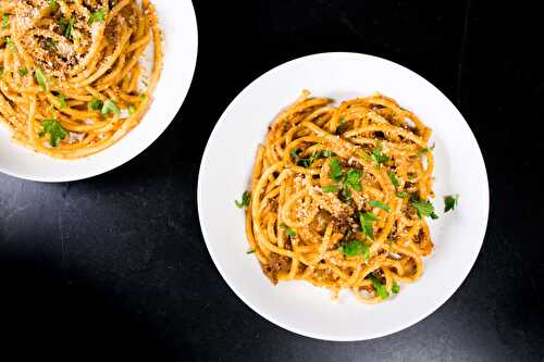 Bolognese | with bucatini