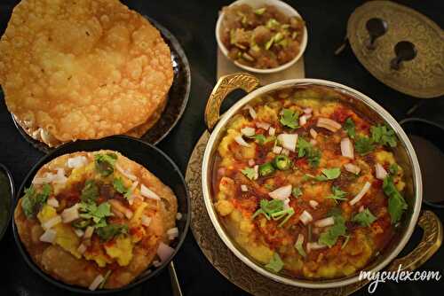 Authentic Dal Pakwan