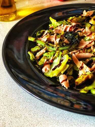 Broccoli stem salad with tuna 