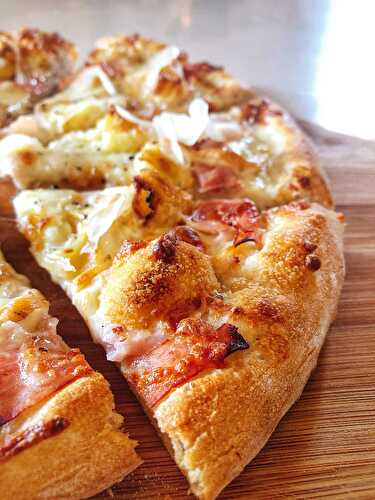 Ham and croquette pizza