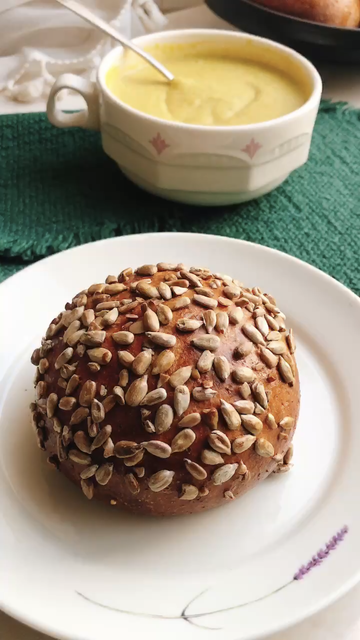 Sandwich Buns with Wholegrain