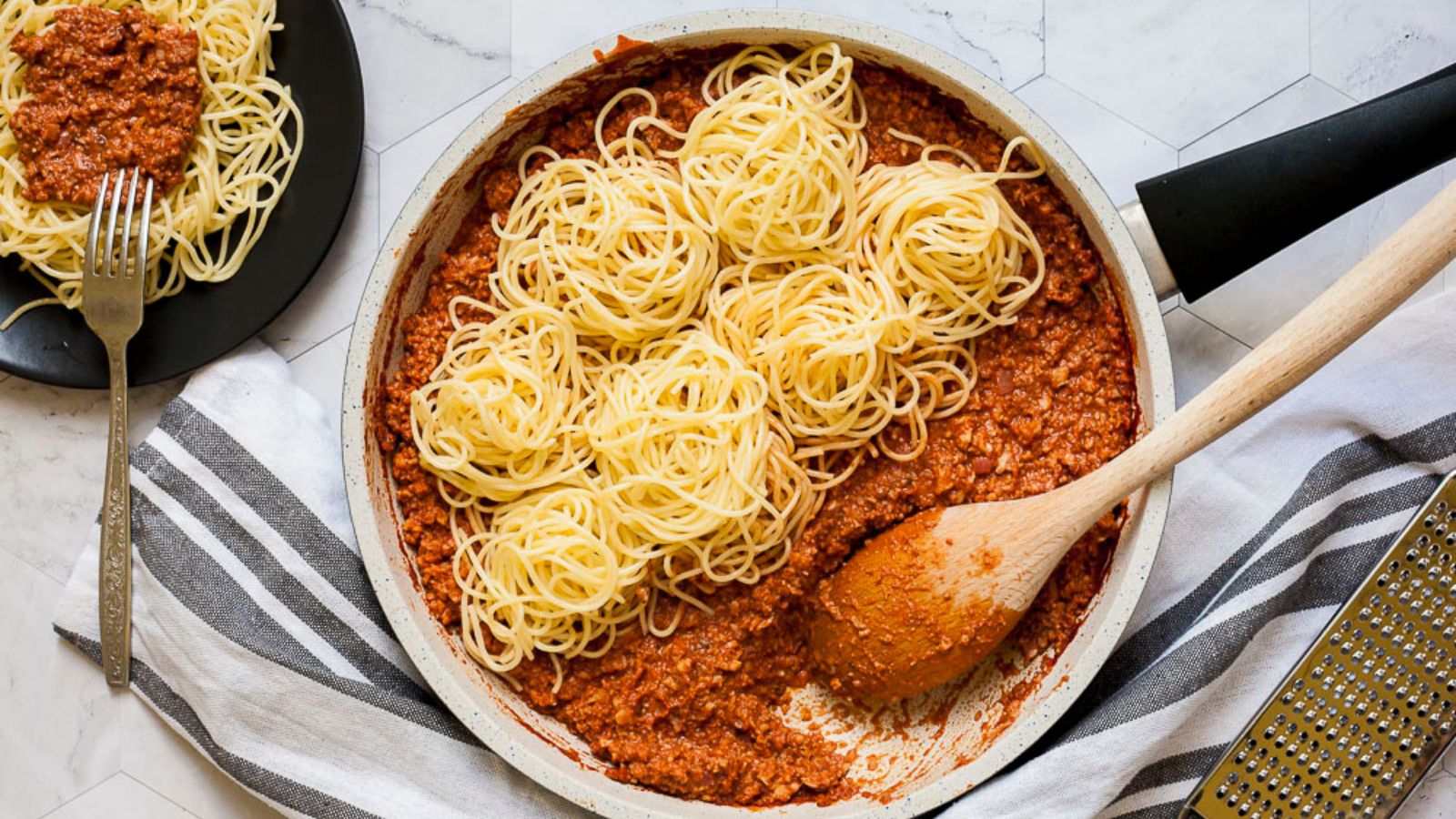 Simplify and Savor: 20 Healthy Batch Cooking Recipes for Easy and Tasty Meals